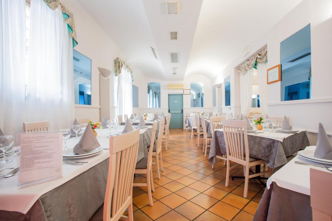 Hotel Villa Verde Rivotorto Eksteriør billede