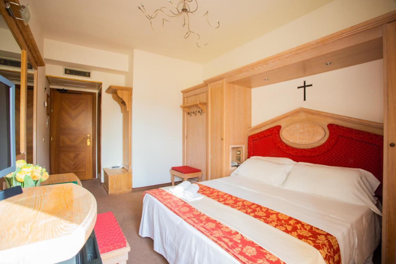 Hotel Villa Verde Rivotorto Eksteriør billede