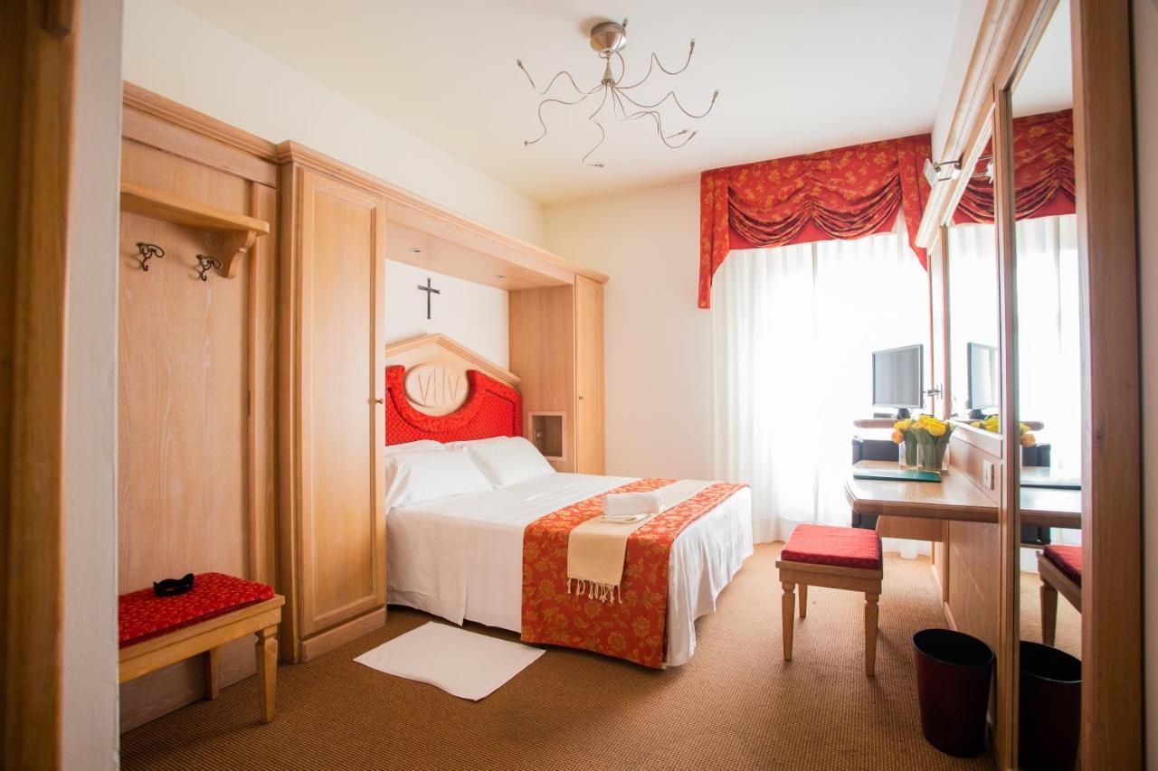Hotel Villa Verde Rivotorto Eksteriør billede